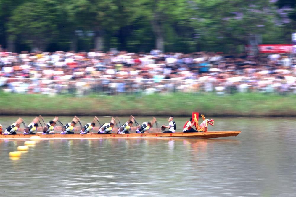 察丨家国情怀 根植华夏冰球突破游戏时政微观(图3) 察丨家国情怀 根植华夏冰球突破游戏时政微观(图3)