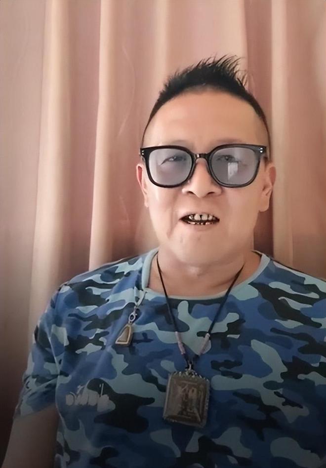 多日无人察觉已发臭王菲前经纪人悼念冰球突破网站台湾男星陈光前家中死亡(图4)