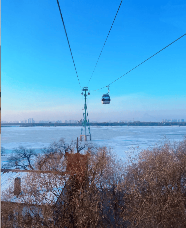 旅游五天四晚行程安排亲子打卡点与美食完整呈现！冰球突破带家人哈尔滨旅游攻略精华总结版去哈尔滨(图3)